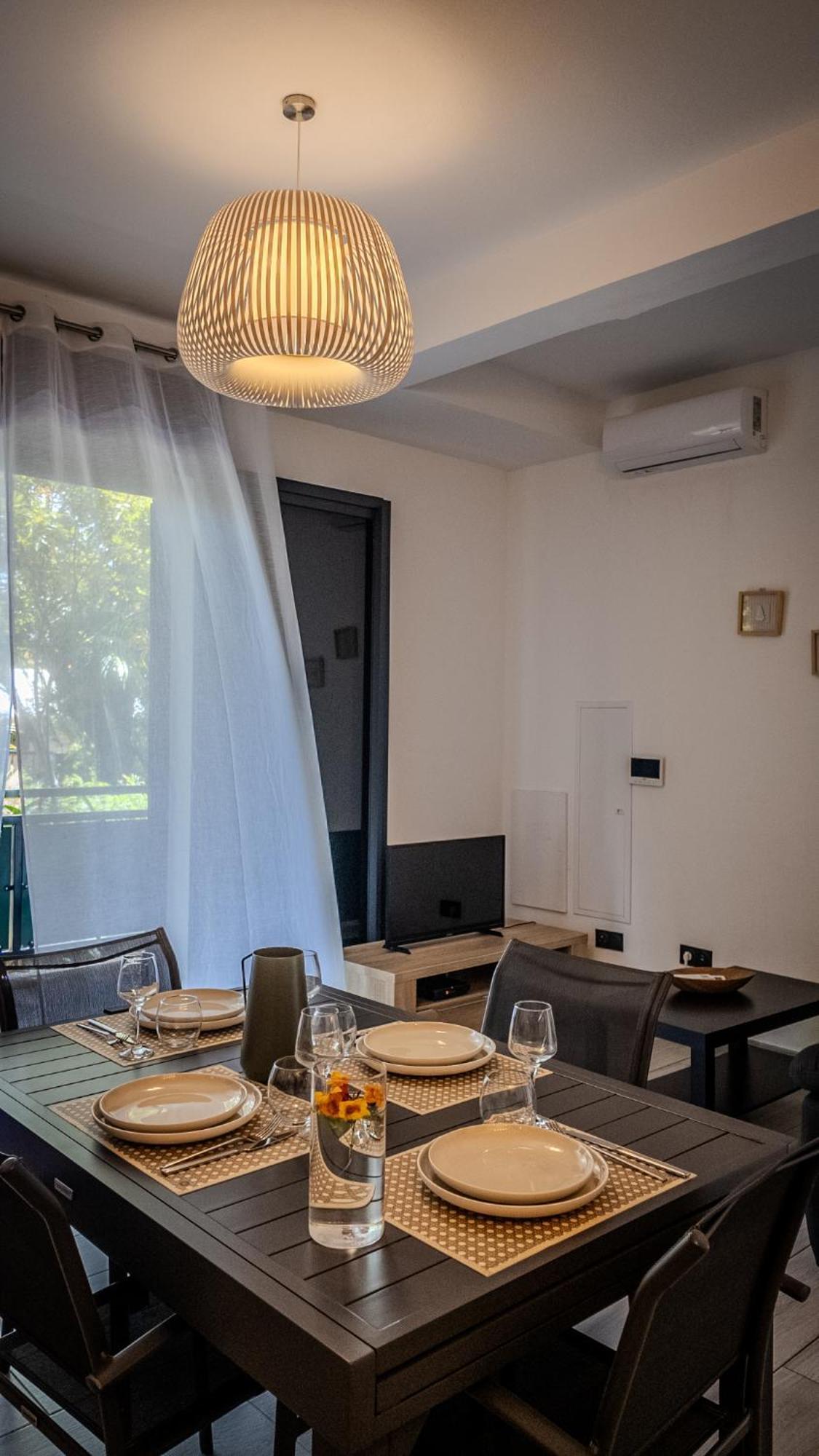 Апартаменти Les 3 Sables, Coco L'Etang-Sale Екстер'єр фото